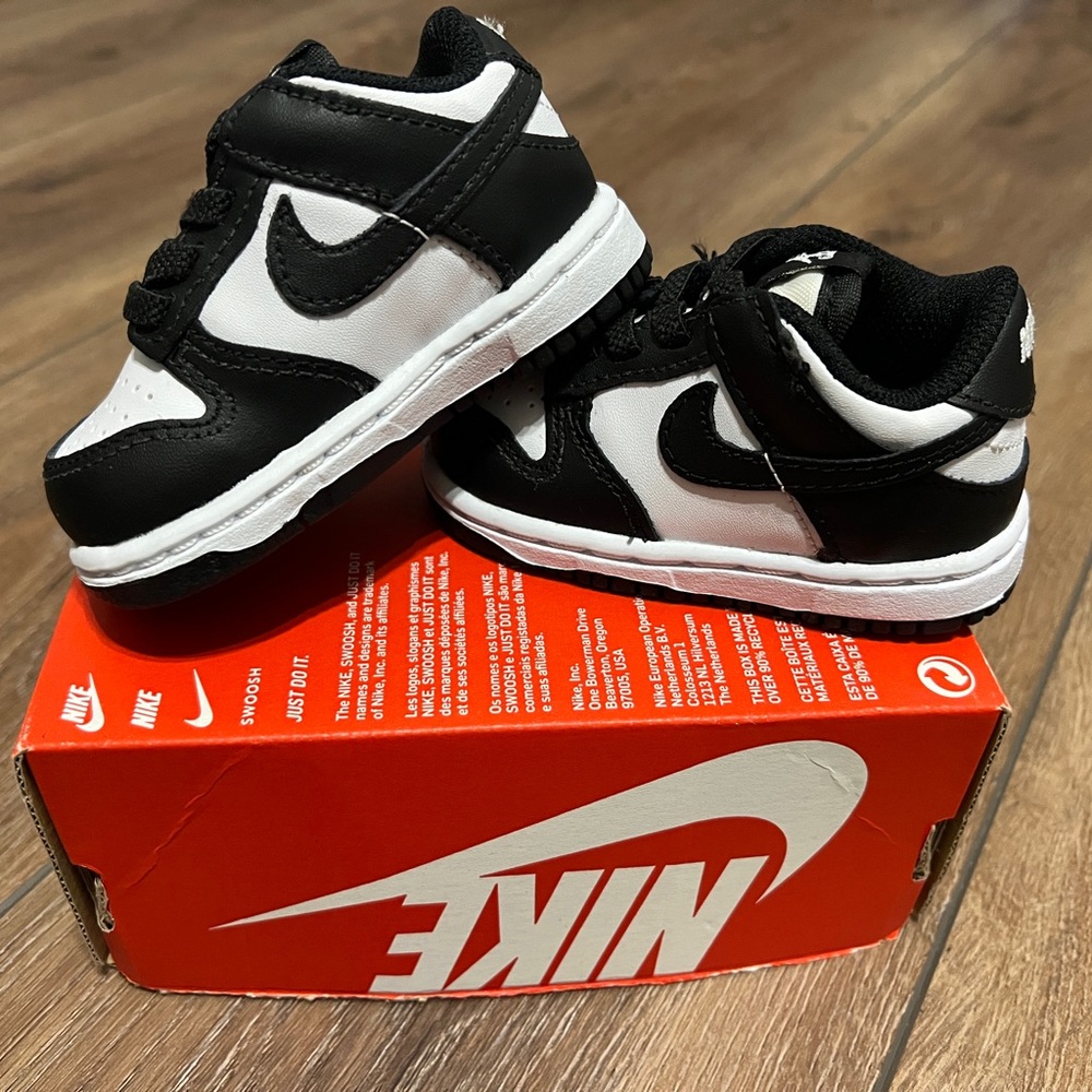3C Panda Dunks Nike